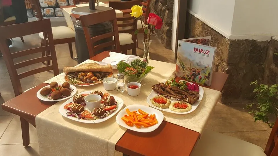 Fairuz Café Restaurante - Cocina Libanesa