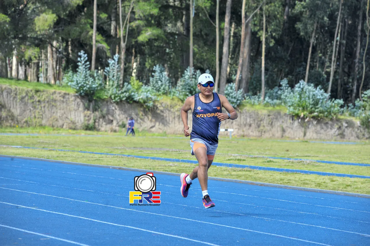 FOTO RUNNERS ECUADOR