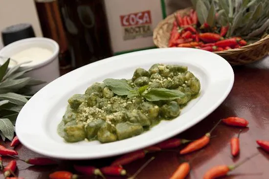 Cosa Nostra Trattoria Pizzeria