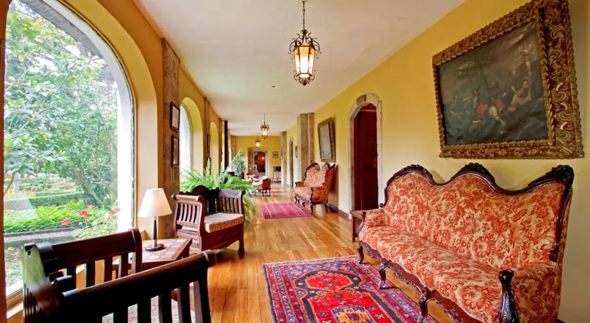 Hacienda La Cienega