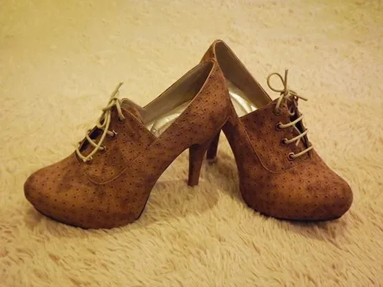 Stiletto Chic Zapatos
