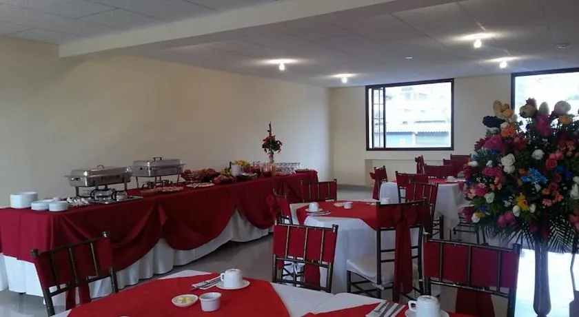 Ficoa Real Suites