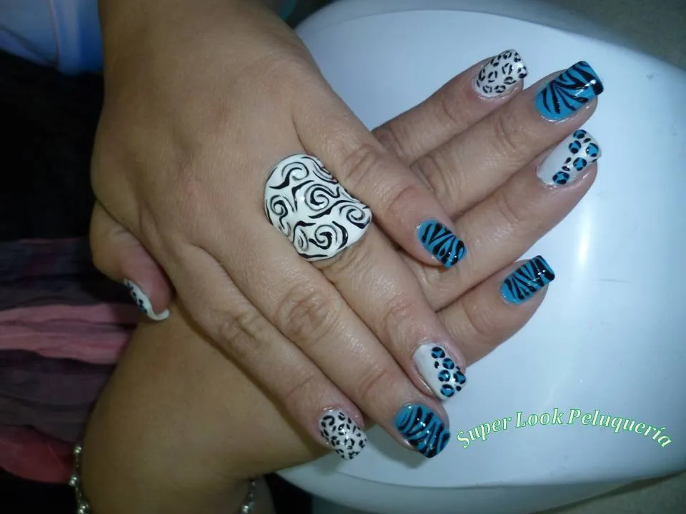 SUPER LOOK