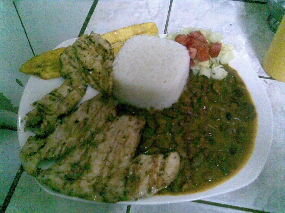 Food-Ball Sports & Grill