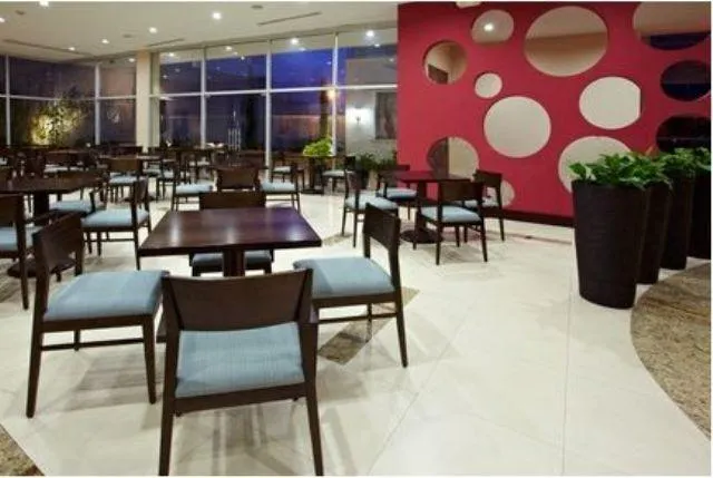 Holiday Inn Express