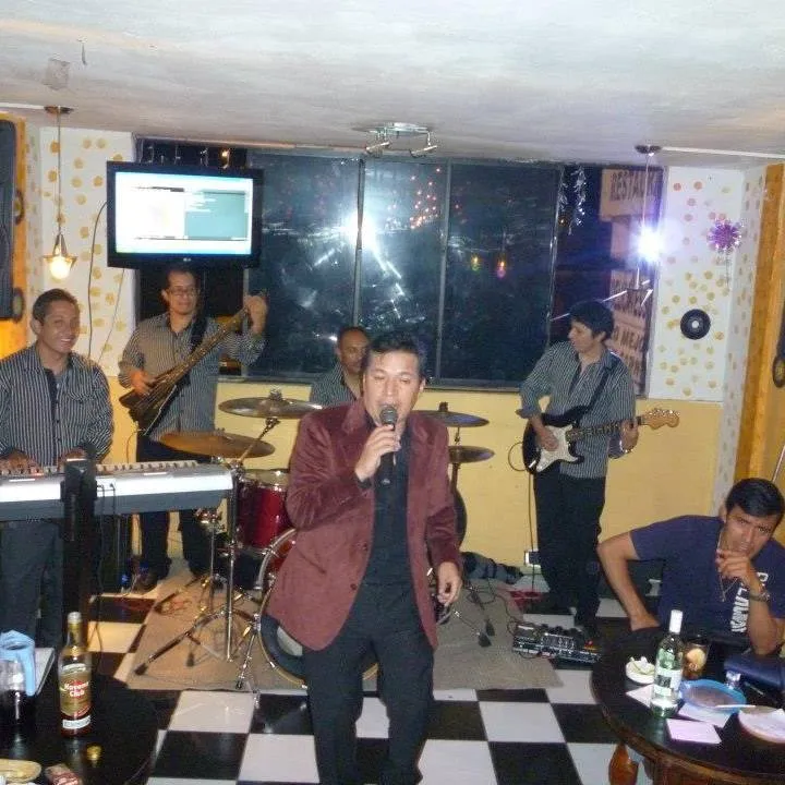 Stragos Barkaraoke