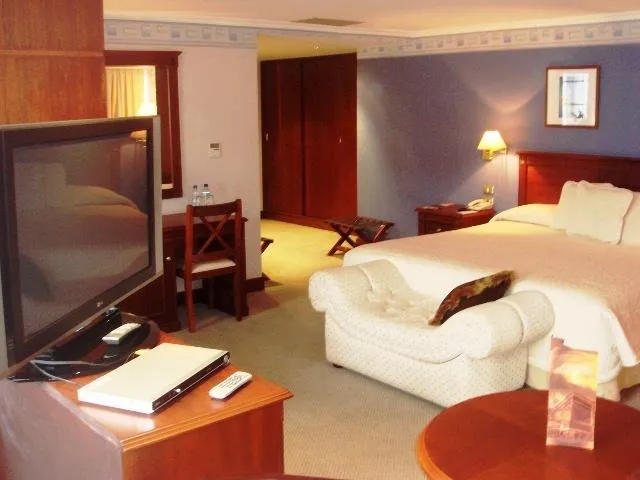 Hotel Emperador
