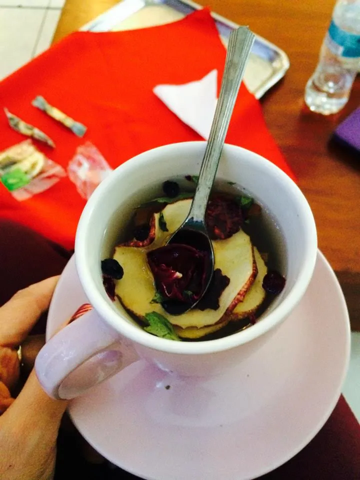 Roses N' Fruits