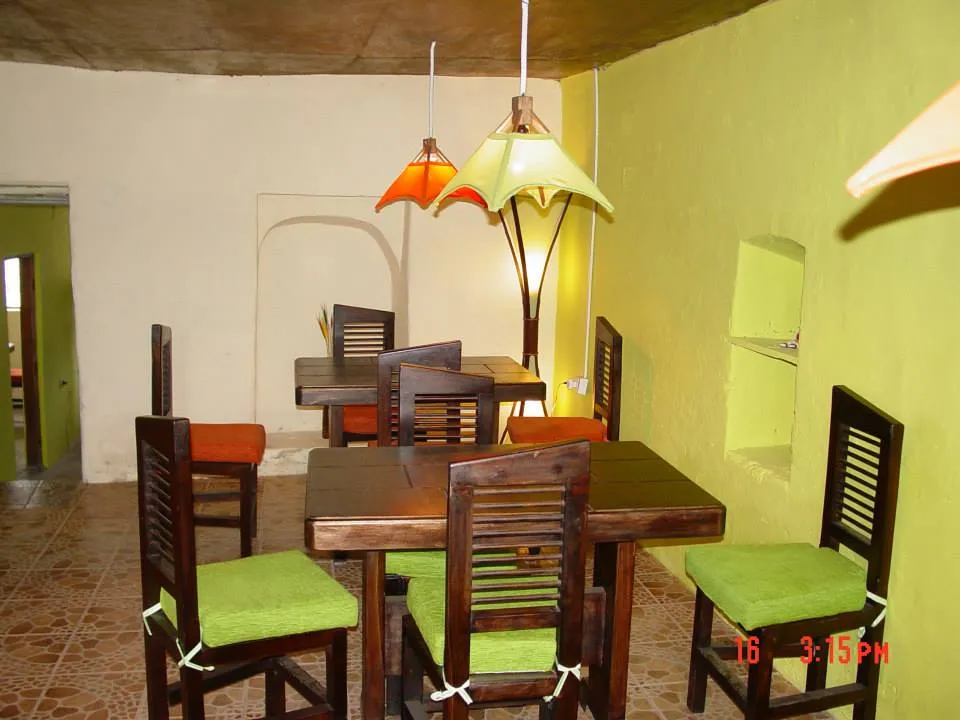 LA VIEJA CASONA