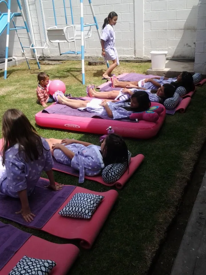 Aquarel SPA PARTY GIRLS