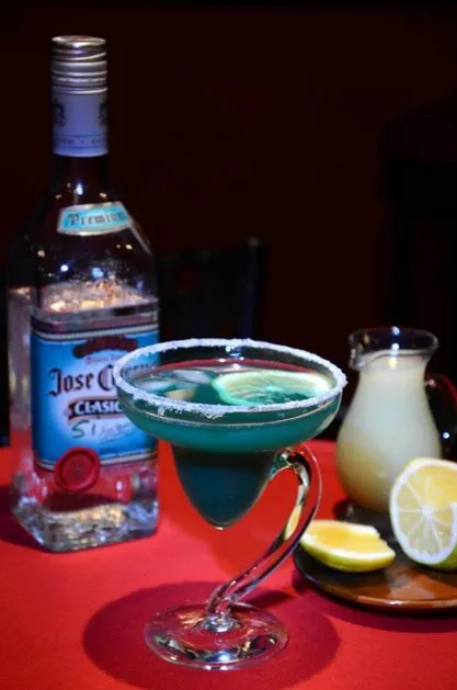 El Refugio Bar Karaoke